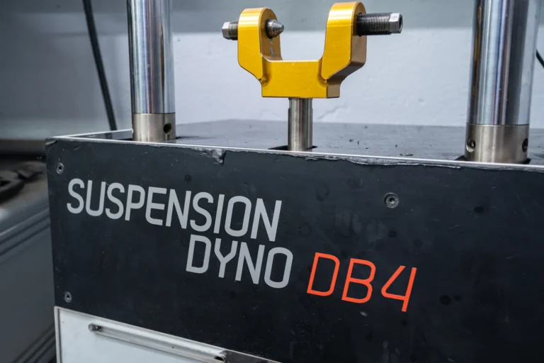 Etusivu Iskunvaimentimien dyno pajalla
